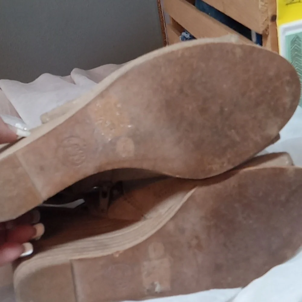 Lucky brand wedges size 8